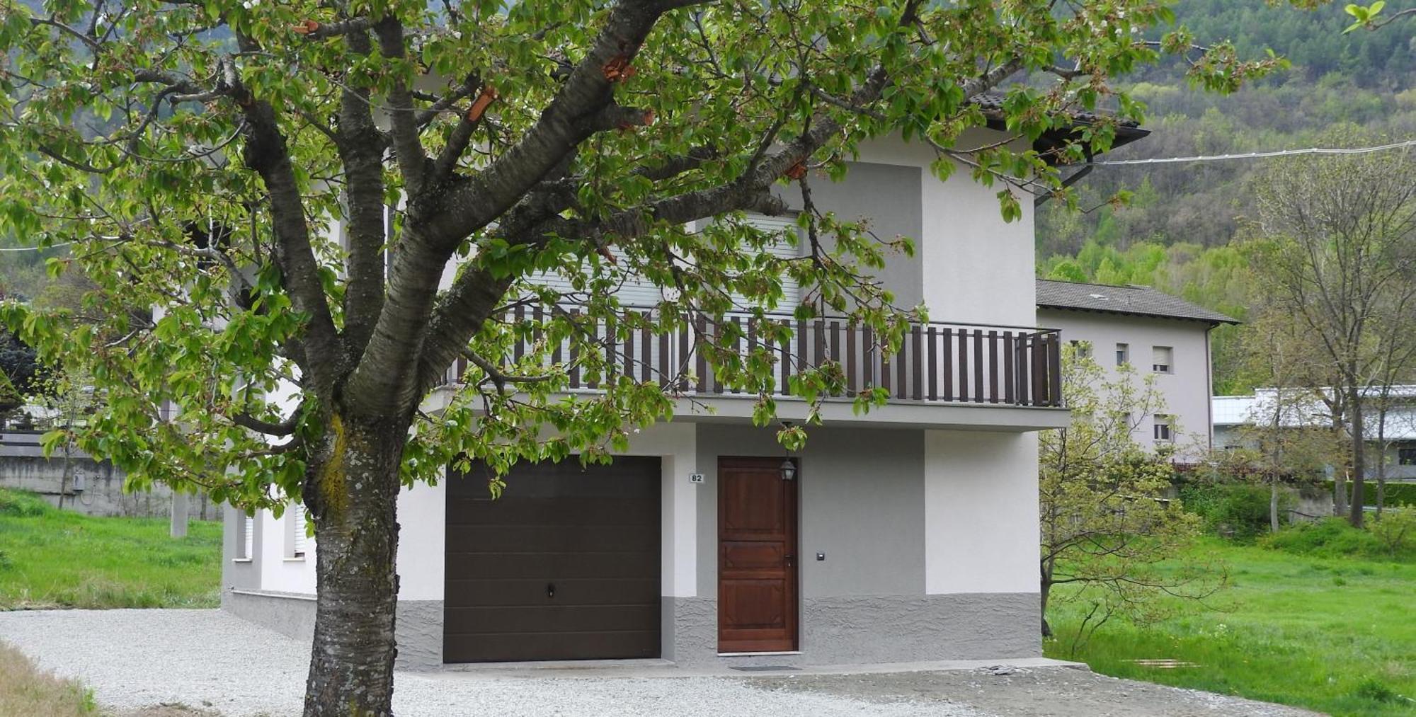 Vue Du Chateau Villa Fenis Exterior foto