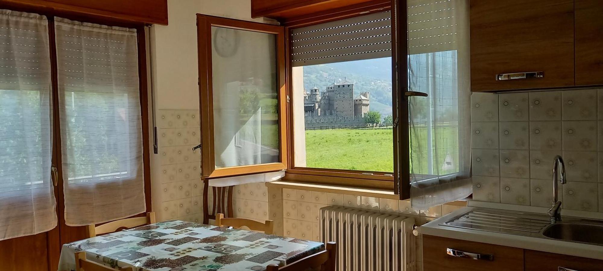 Vue Du Chateau Villa Fenis Exterior foto